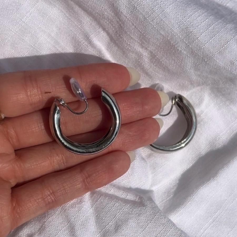 Chunky Silver or Gold Clip-On Hoop Earrings, 30mm/40mm Statement Hoops, 5mm Thick Non-Pierced Earrings everyday earrings pain free earring